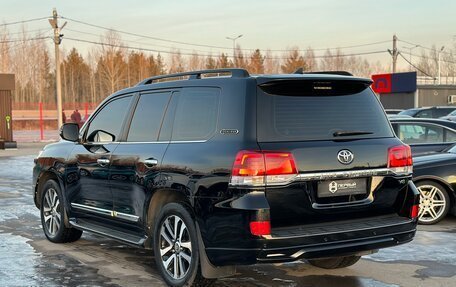 Toyota Land Cruiser 200, 2017 год, 6 980 000 рублей, 6 фотография