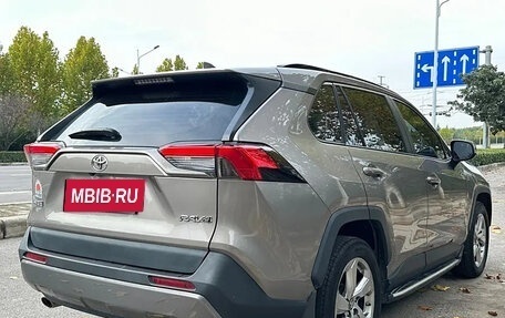 Toyota RAV4, 2021 год, 2 650 050 рублей, 6 фотография