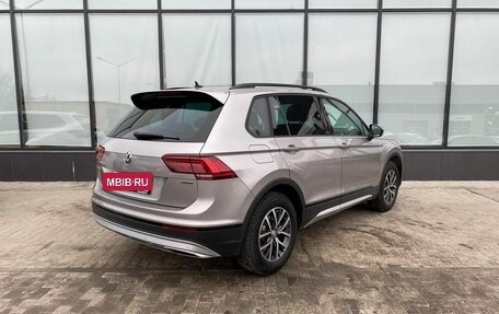 Volkswagen Tiguan II, 2019 год, 2 949 000 рублей, 5 фотография