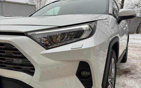 Toyota RAV4, 2020 год, 3 560 000 рублей, 9 фотография