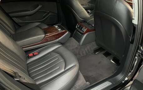 Audi A8, 2012 год, 1 700 000 рублей, 4 фотография