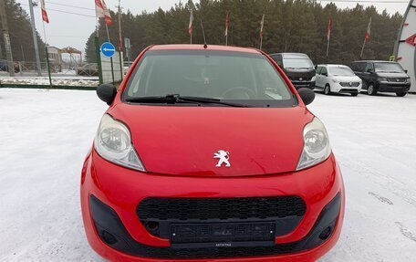 Peugeot 107 I рестайлинг, 2012 год, 539 000 рублей, 2 фотография