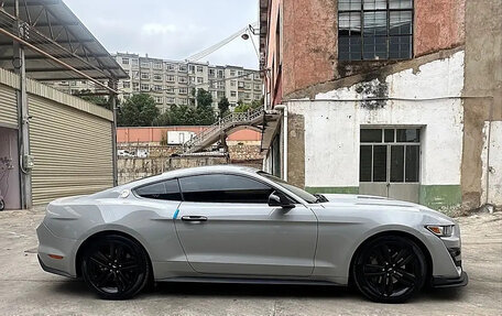 Ford Mustang VI рестайлинг, 2017 год, 2 950 000 рублей, 4 фотография