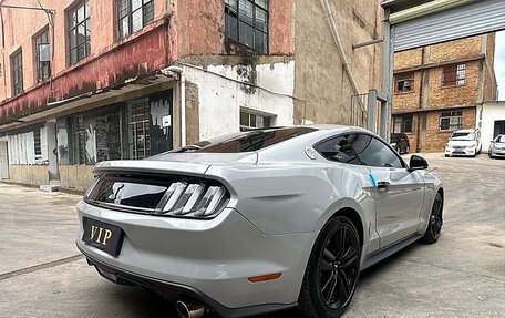 Ford Mustang VI рестайлинг, 2017 год, 2 950 000 рублей, 11 фотография