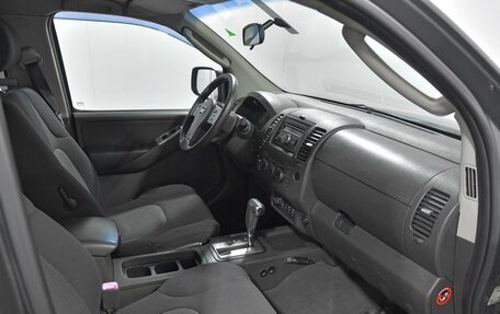 Nissan Navara (Frontier), 2007 год, 1 230 000 рублей, 15 фотография