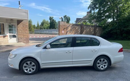 Skoda Superb III рестайлинг, 2012 год, 1 300 000 рублей, 3 фотография