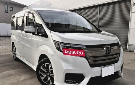 Honda Stepwgn IV, 2021 год, 1 685 000 рублей, 1 фотография