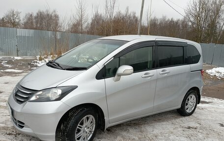 Honda Freed I, 2011 год, 1 250 000 рублей, 5 фотография