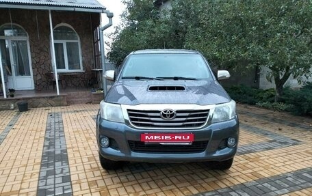 Toyota Hilux VII, 2013 год, 2 240 000 рублей, 2 фотография