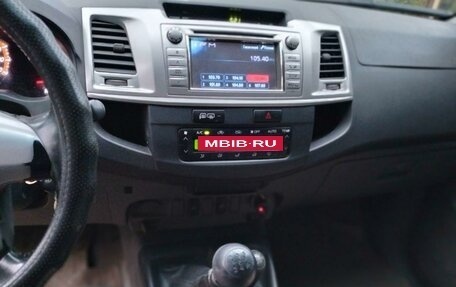 Toyota Hilux VII, 2013 год, 2 240 000 рублей, 14 фотография