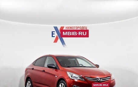 Hyundai Solaris II рестайлинг, 2015 год, 1 225 000 рублей, 2 фотография