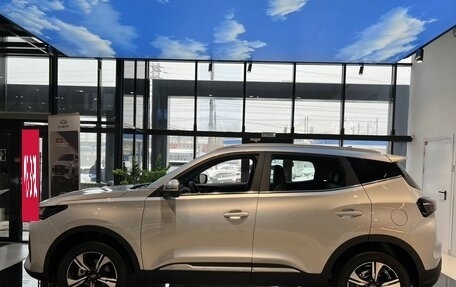 Chery Tiggo 4 I рестайлинг, 2024 год, 2 319 000 рублей, 5 фотография