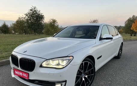 BMW 7 серия, 2012 год, 2 400 000 рублей, 1 фотография