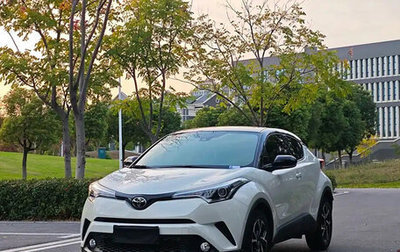 Toyota C-HR I рестайлинг, 2021 год, 1 800 000 рублей, 1 фотография