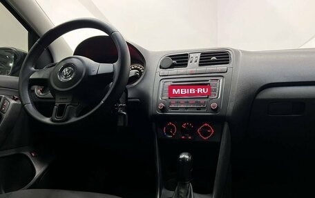 Volkswagen Polo VI (EU Market), 2013 год, 798 000 рублей, 17 фотография