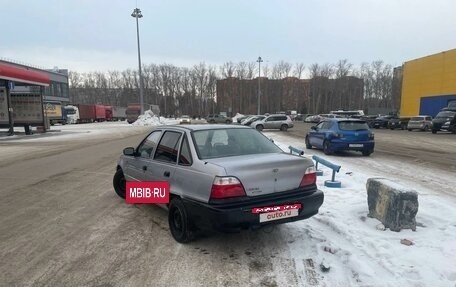 Daewoo Nexia I рестайлинг, 1998 год, 125 000 рублей, 2 фотография