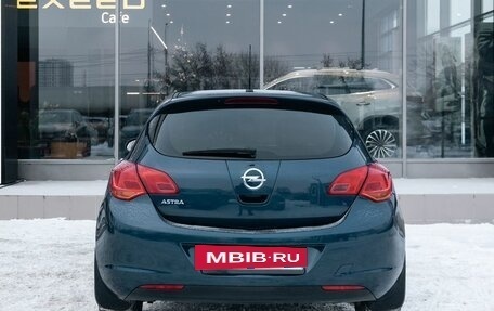 Opel Astra J, 2011 год, 850 000 рублей, 4 фотография