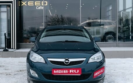 Opel Astra J, 2011 год, 850 000 рублей, 8 фотография