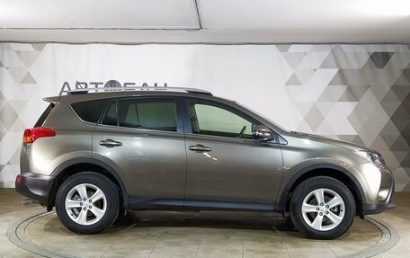 Toyota RAV4, 2014 год, 2 099 000 рублей, 6 фотография