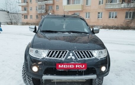 Mitsubishi Pajero Sport II рестайлинг, 2012 год, 2 000 000 рублей, 23 фотография