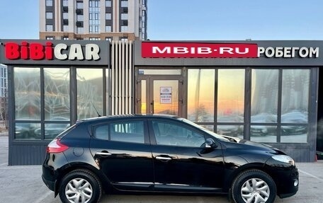 Renault Megane III, 2013 год, 835 000 рублей, 2 фотография