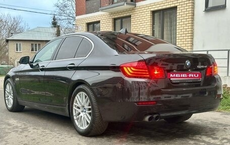 BMW 5 серия, 2016 год, 2 100 000 рублей, 3 фотография