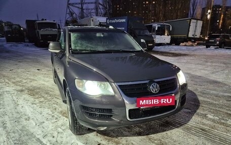 Volkswagen Touareg III, 2008 год, 900 000 рублей, 2 фотография