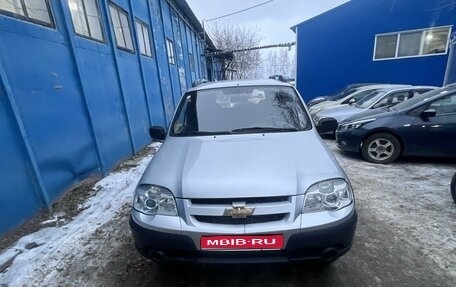 Chevrolet Niva I рестайлинг, 2010 год, 599 999 рублей, 1 фотография