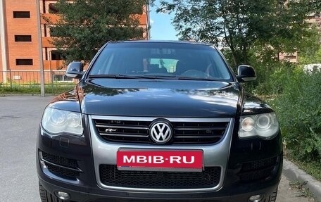 Volkswagen Touareg III, 2007 год, 1 370 000 рублей, 1 фотография