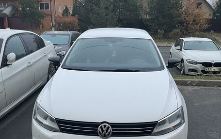 Volkswagen Jetta VI, 2013 год, 1 089 000 рублей, 18 фотография