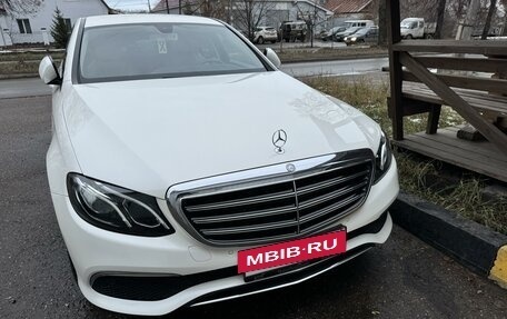 Mercedes-Benz E-Класс, 2016 год, 3 500 000 рублей, 3 фотография