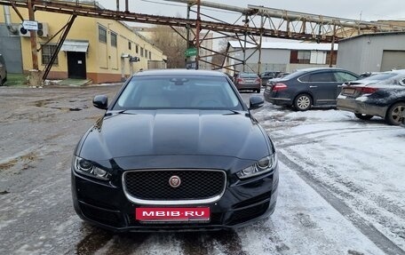 Jaguar XE I рестайлинг, 2016 год, 2 700 000 рублей, 1 фотография