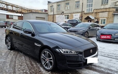 Jaguar XE I рестайлинг, 2016 год, 2 700 000 рублей, 8 фотография