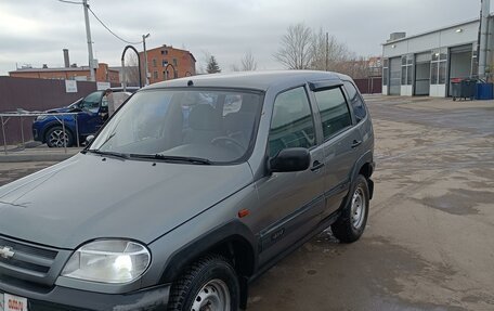 Chevrolet Niva I рестайлинг, 2005 год, 370 000 рублей, 8 фотография