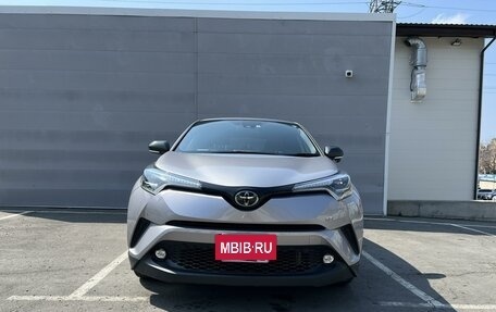 Toyota C-HR I рестайлинг, 2019 год, 2 200 000 рублей, 4 фотография