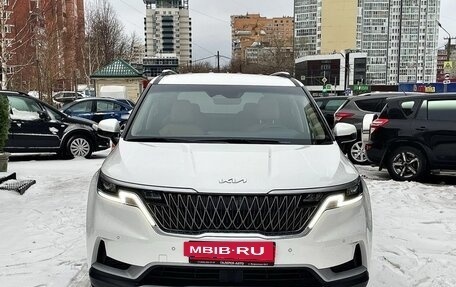 KIA Carnival, 2020 год, 4 095 000 рублей, 2 фотография