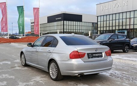 BMW 3 серия, 2011 год, 1 226 000 рублей, 8 фотография