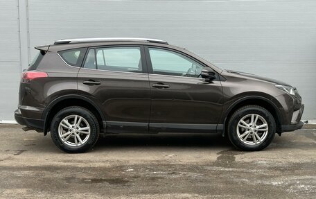 Toyota RAV4, 2018 год, 2 615 000 рублей, 5 фотография