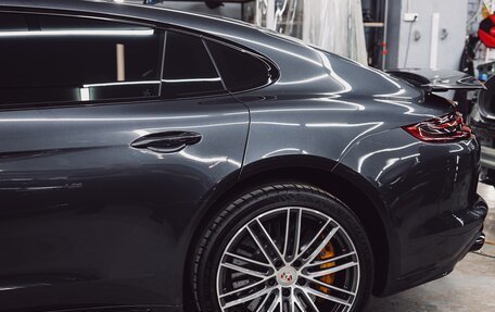 Porsche Panamera II рестайлинг, 2017 год, 9 800 000 рублей, 6 фотография