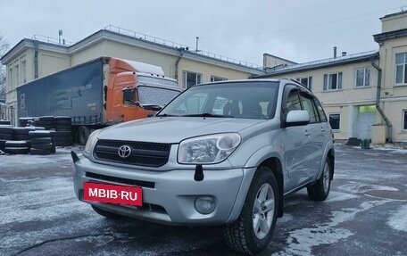 Toyota RAV4, 2003 год, 635 000 рублей, 3 фотография