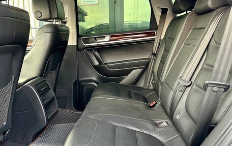 Volkswagen Touareg III, 2012 год, 2 790 000 рублей, 21 фотография