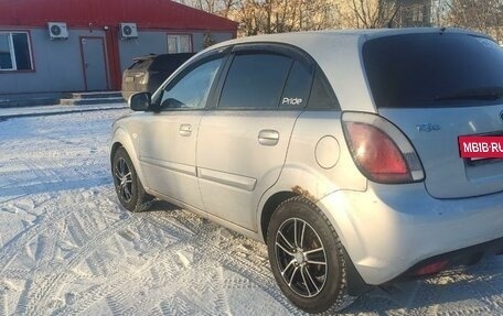 KIA Rio II, 2010 год, 550 000 рублей, 2 фотография