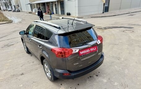 Toyota RAV4, 2015 год, 2 290 000 рублей, 10 фотография