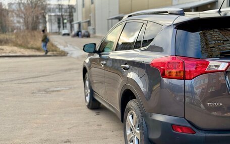 Toyota RAV4, 2015 год, 2 290 000 рублей, 17 фотография