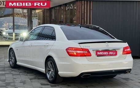 Mercedes-Benz E-Класс, 2010 год, 1 540 000 рублей, 9 фотография