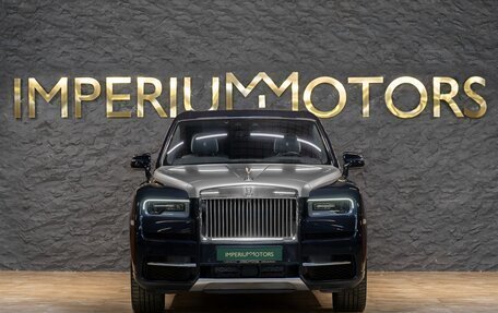 Rolls-Royce Cullinan, 2021 год, 47 990 000 рублей, 1 фотография