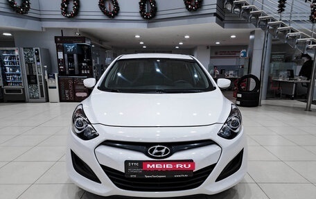 Hyundai i30 II рестайлинг, 2013 год, 1 180 000 рублей, 2 фотография