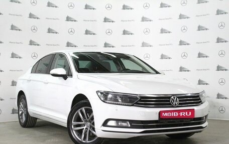 Volkswagen Passat B8 рестайлинг, 2019 год, 2 385 000 рублей, 3 фотография