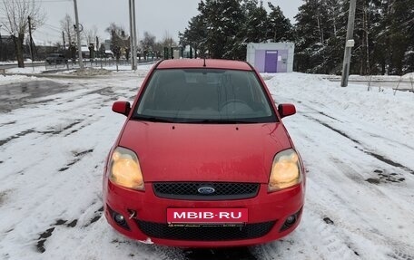 Ford Fiesta, 2006 год, 450 000 рублей, 2 фотография