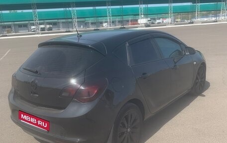 Opel Astra J, 2014 год, 1 000 000 рублей, 11 фотография